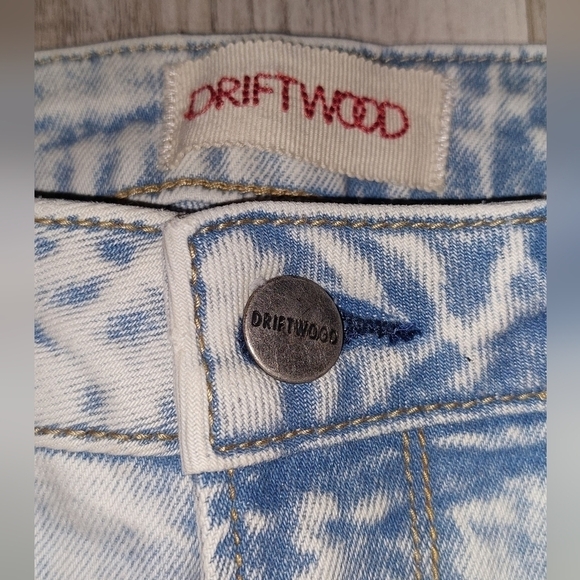 NEW Driftwood Gizelle Geometric Embroidered Straight Jeans Ladies Size 26 - Picture 7 of 12
